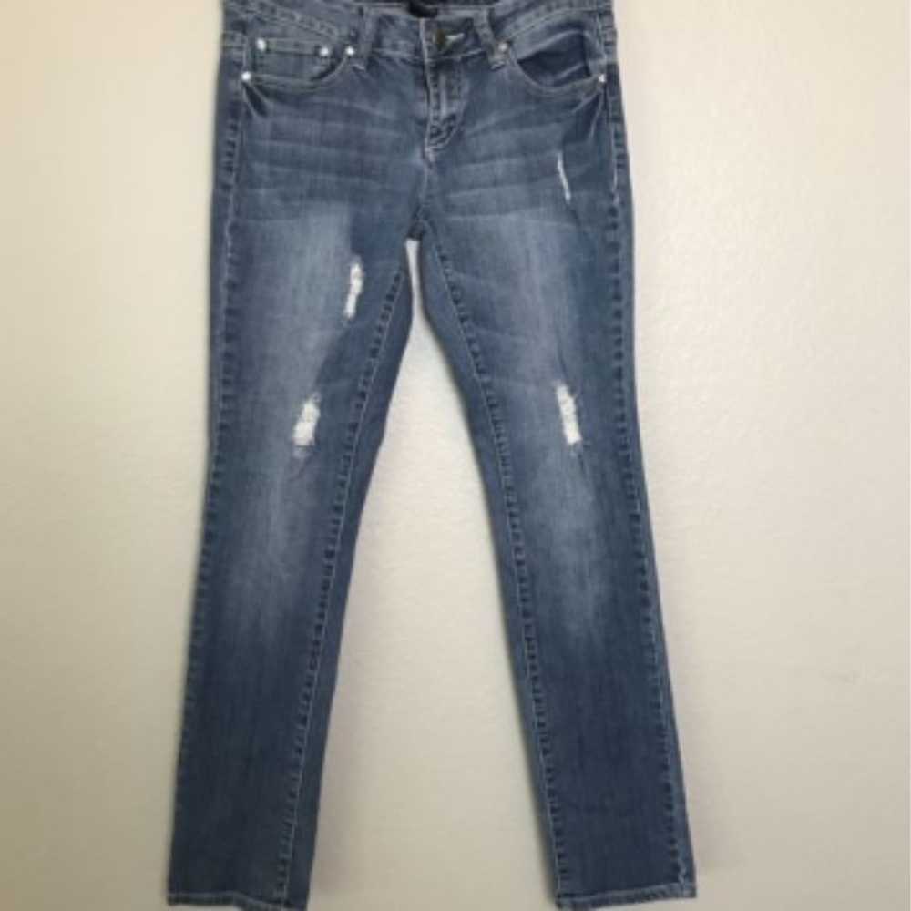 Earl Jeans  Distroyed Embellished Skinny Jeans